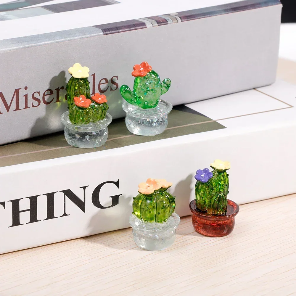 Creative Cactus Figurines Ornaments Resin Cactus Bonsai Decor Ornaments Desktop Ornament Car Home Decoration Accessories