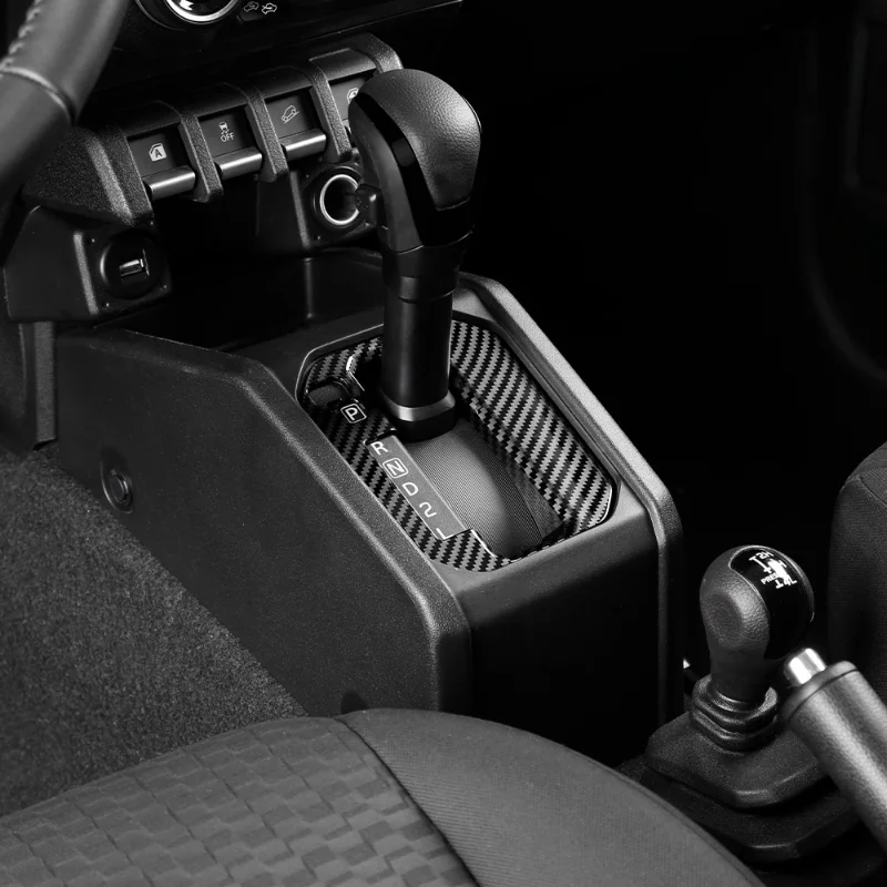 A98M سيارة والعتاد التحول لوحة الإطار الكسوة ملصق ملحق داخلي لسوزوكي جيمي نوميد 2025