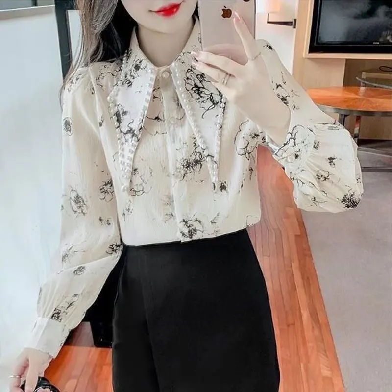 Vintage Ink Painting Straight Shirt Commute Spring Autumn Single-breasted Women\'s Clothing Turn-down Collar Chic Beading Blouse