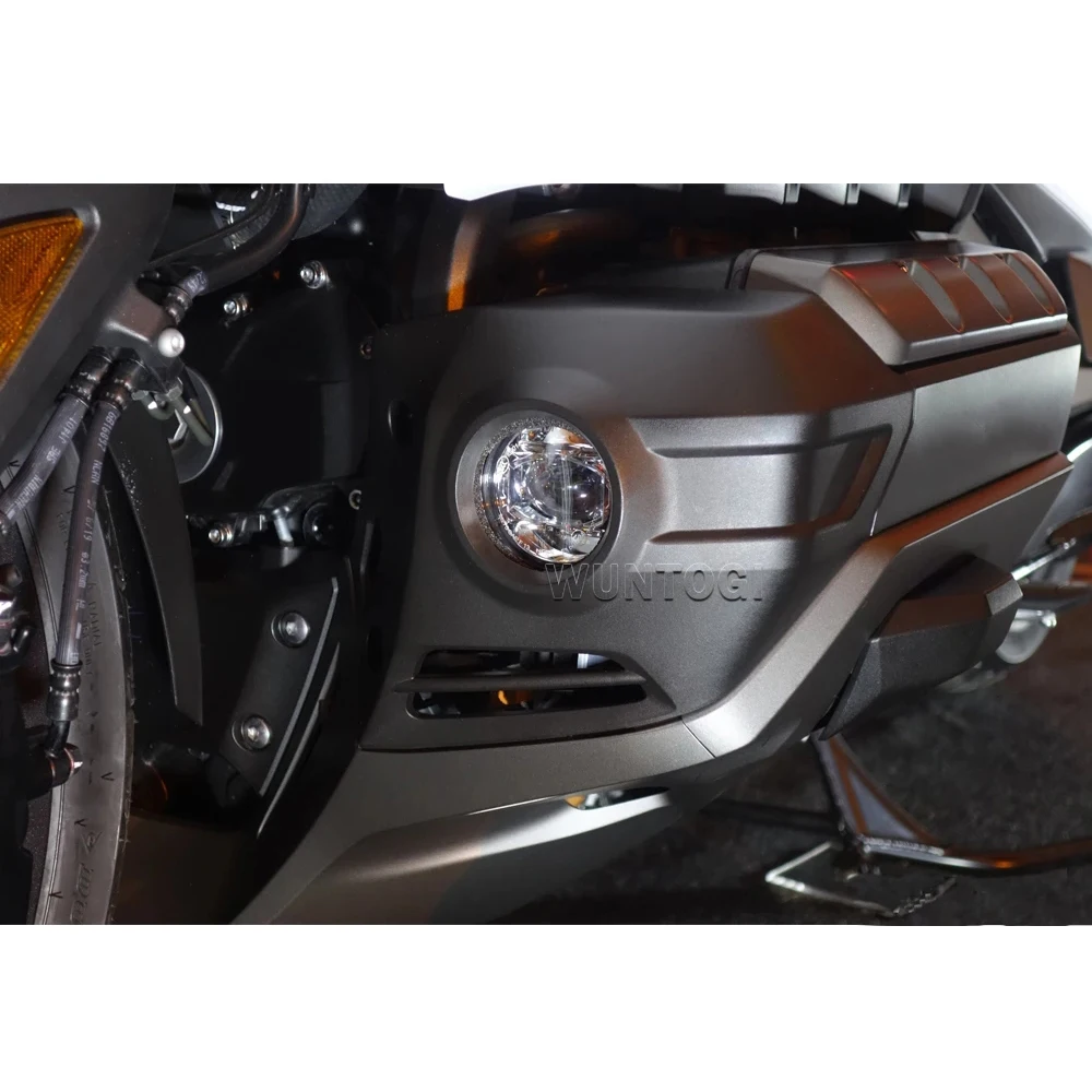 GL1800 Motorcycle LED Fog Lamp Strobe Foglights For Honda Goldwing GL 1800 Tour DCT 2018 2019 2020 2021 LED Driving Fog Light