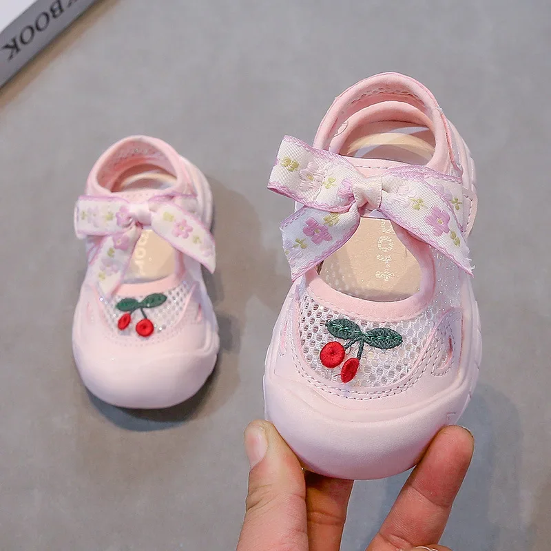 2025 Children Casual Sandals for Girls Summer New Fashion Korean Style Soft Bottom Anti-slippery Versatile Cut-outs Sneakers