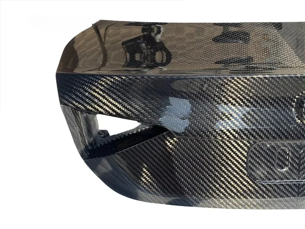 New OEM Carbon Fiber Trunk Lid for Giulia High-quality Luggage Lid with 6K Carbon Fiber Texture Bolt-On Upgrade 6