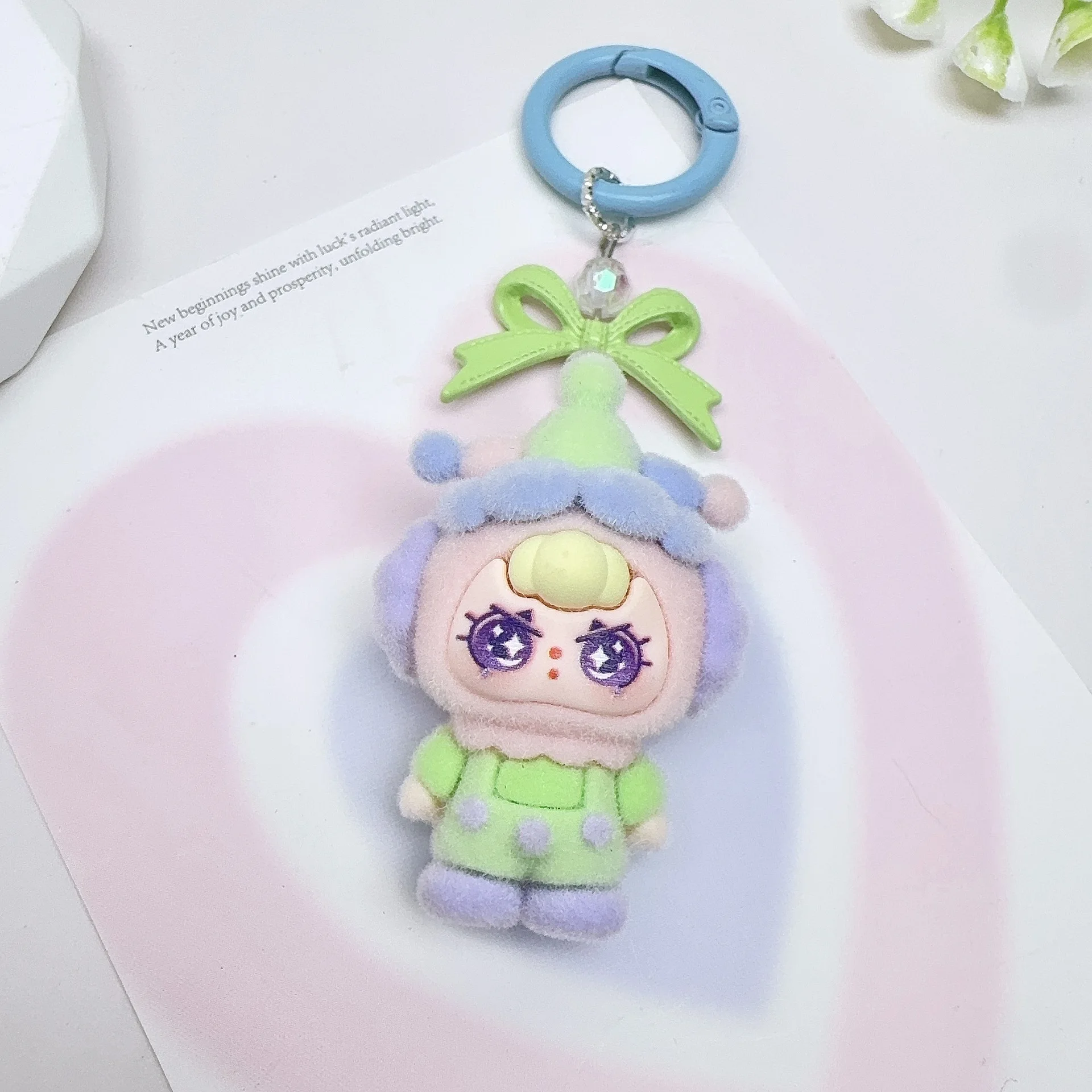 1 buah gantungan kunci badut sirkus Doubao Mengling untuk anak perempuan dengan tas berbentuk hati dan gantungan kunci ponsel