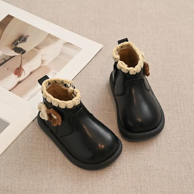 عدم الانزلاق الفتيات الشتاء الثلوج الأحذية 2026 الخريف الشتاء نمط جديد الكورية طفل أحذية بوت قصيرة الدافئة القطن الحراري معزول