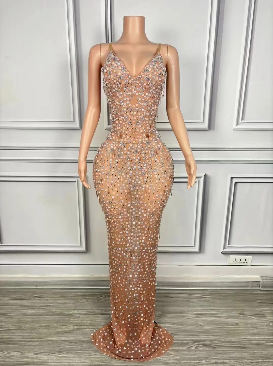 

Sexy See-Through Sling Sheath Dress Crytral Diamonds Evening Party Singer Performance Costume Nightclub Bar Stage Wear