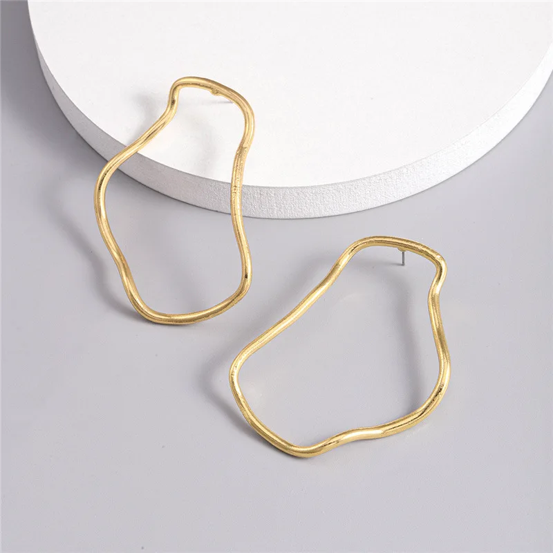LATS Exaggerated Irregular Geometric Lines Earrings for Women Shape Simple Fashion Jewelry Accessories Wholesale