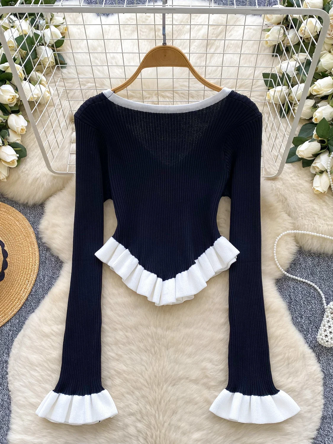 

Slim Fit Striped Knitwear Spring Autumn Bell Sve Base Layer Top Outerwear Commute Sle Korean Version Long Sve Regular...