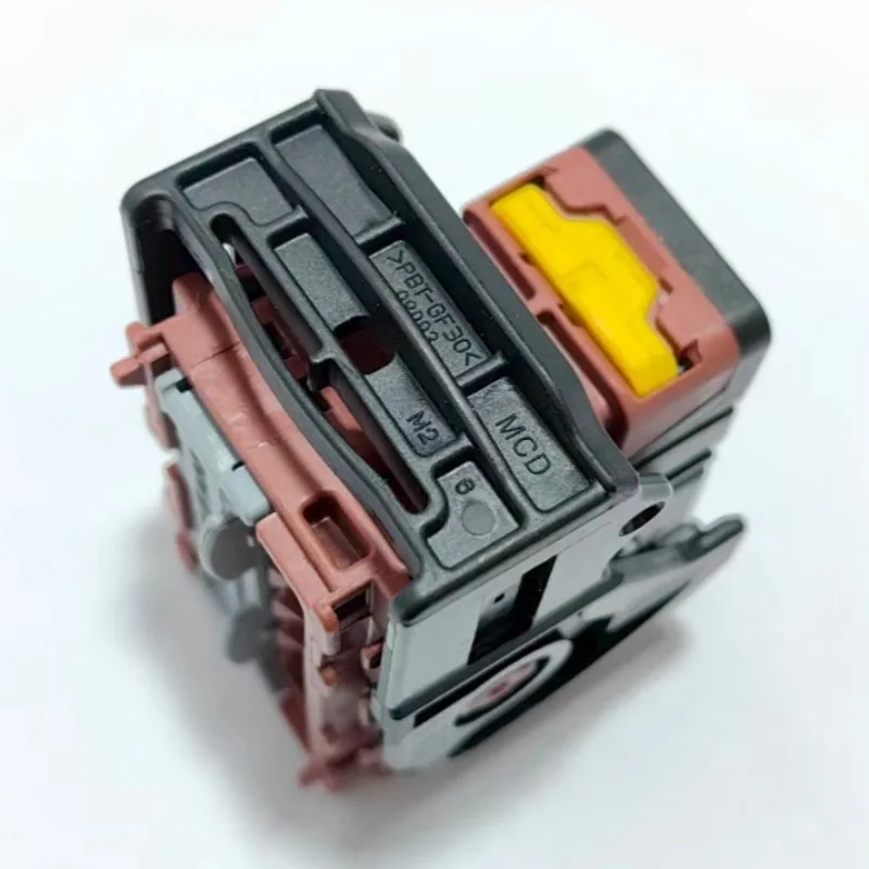 64318-1011 28 دبوس موصل سالب الإسكان، حقيقية 28 القطب غمد لسحب الأسلاك، غطاء موصل كهربائي، استبدال