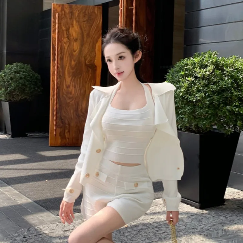 Faionable Knitted Base Set with Gold Buttons 3D Double Row Buttons Turn-down Collar Knitted Jaet New Autumn Women's Faion