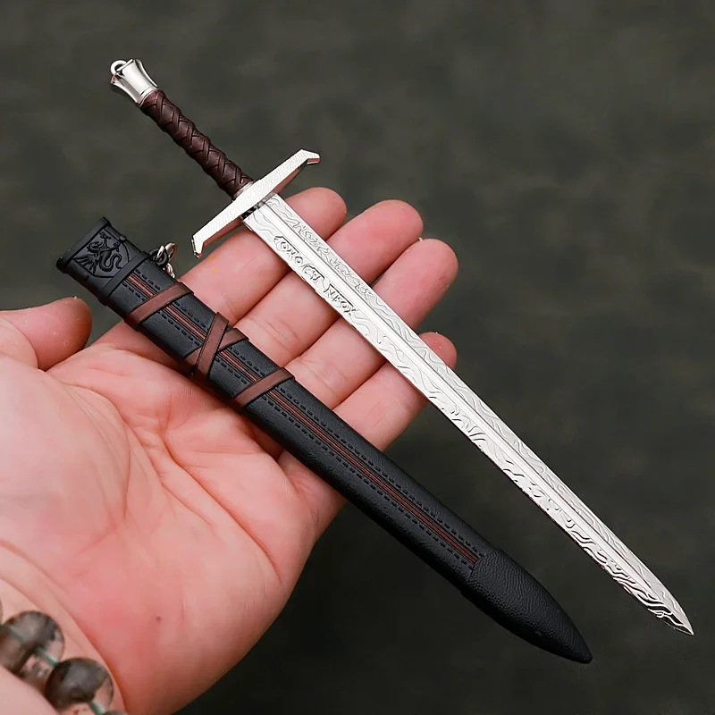 22Cm Middeleeuwse Arthur Pendragon Zwaarden Metaal Katana Samurai Zwaard Ongesneden Mes Model Accessoires Sleutelhanger Geschenken Speelgoed Voor Jongens