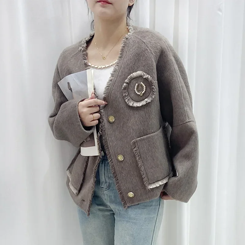 

New Women Cashmere Woolen Coat Short Autumn Winter Tassel Edge V-neck Mulberry Silk Single Breasted Woolen Coats Thick Overcoat
