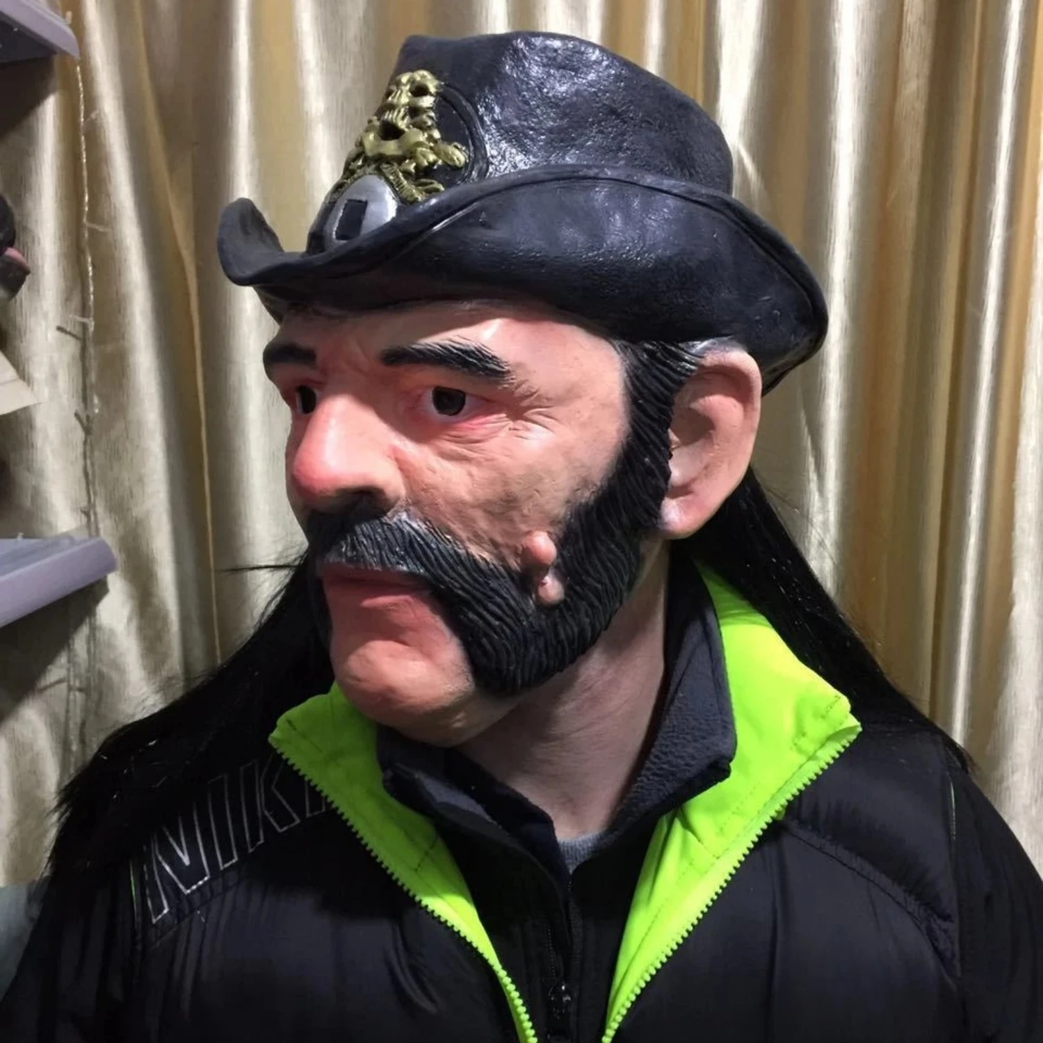 Máscara de celebridad Lemmy Kilmister para adultos con sombrero y peluca de látex de goma accesorio de disfraz de vaquero para anciano cantante Pop