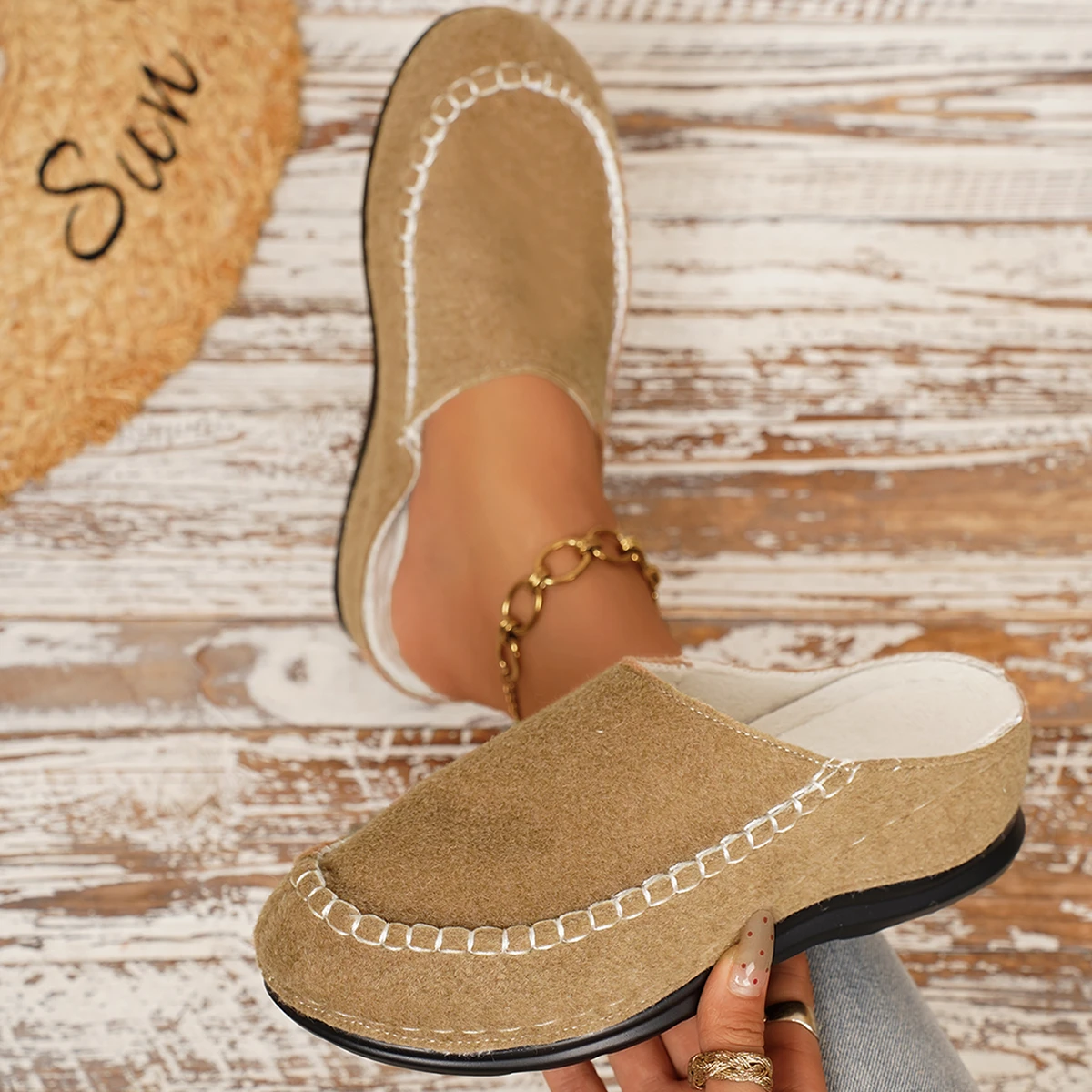 

Women Slippers Autumn Winter Thick Sole Slippers Women Warm Comfort Slides Women Non-slip Retro Fashion Flats Mules Shoes Female