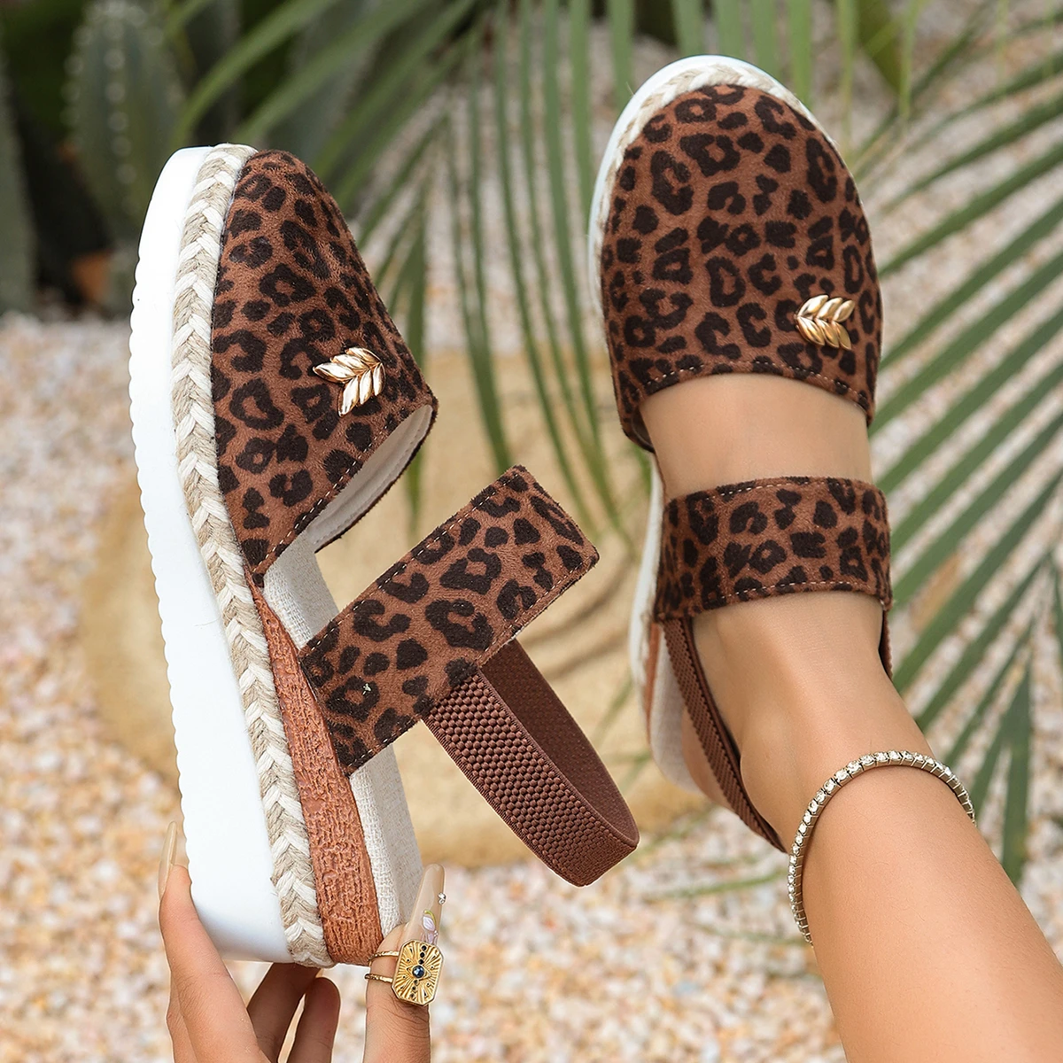 

Summer Leopard Print Design Comfortable Thick-soled Sandals Fashion Open-toe Casual Sandals for Women