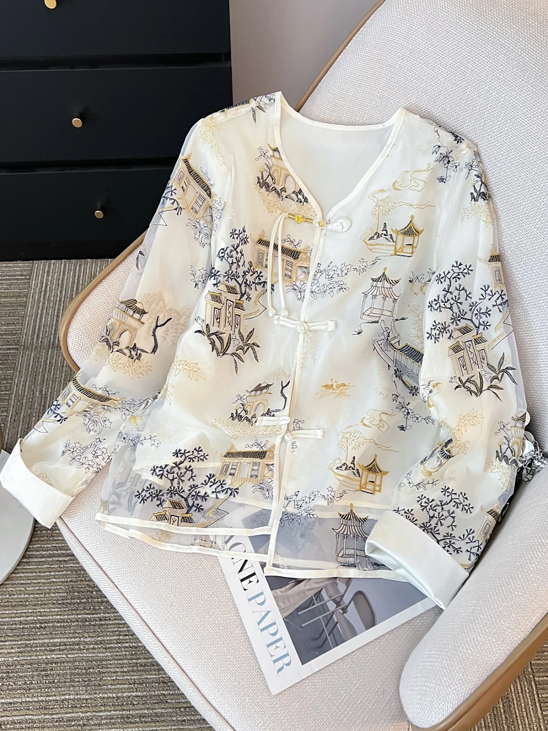 

New Chinese Sle Embroidered Long Sve Elegance Outerwear Tassel Buttoned Ogees Sun Protection Top Improved Tang Costume