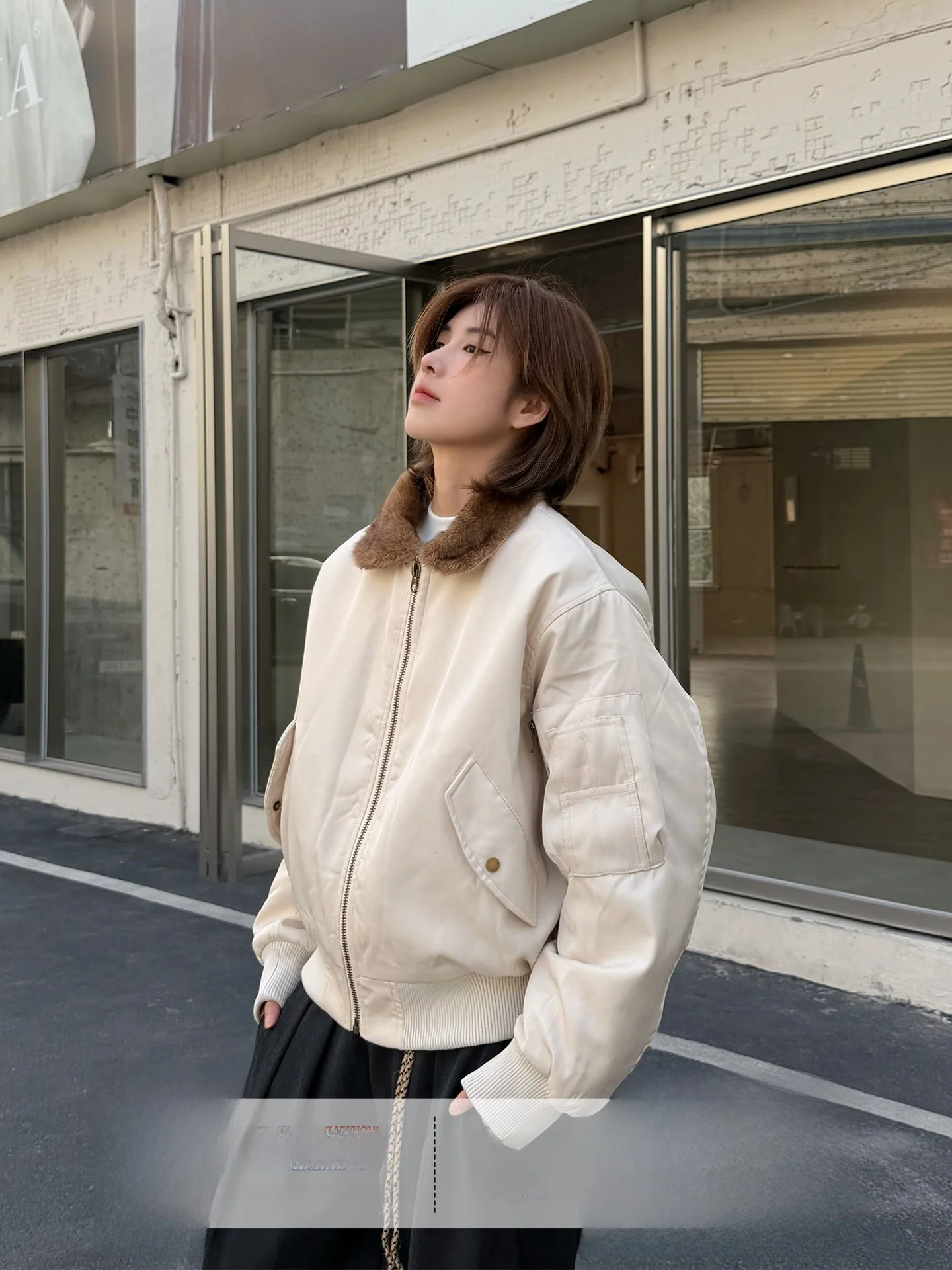 

Свободная хлопковая куртка-бомбер в стиле Barn Sle Flight Coat для пар, верхняя одежда с меховым воротником Never Stay up Late Barn Wind