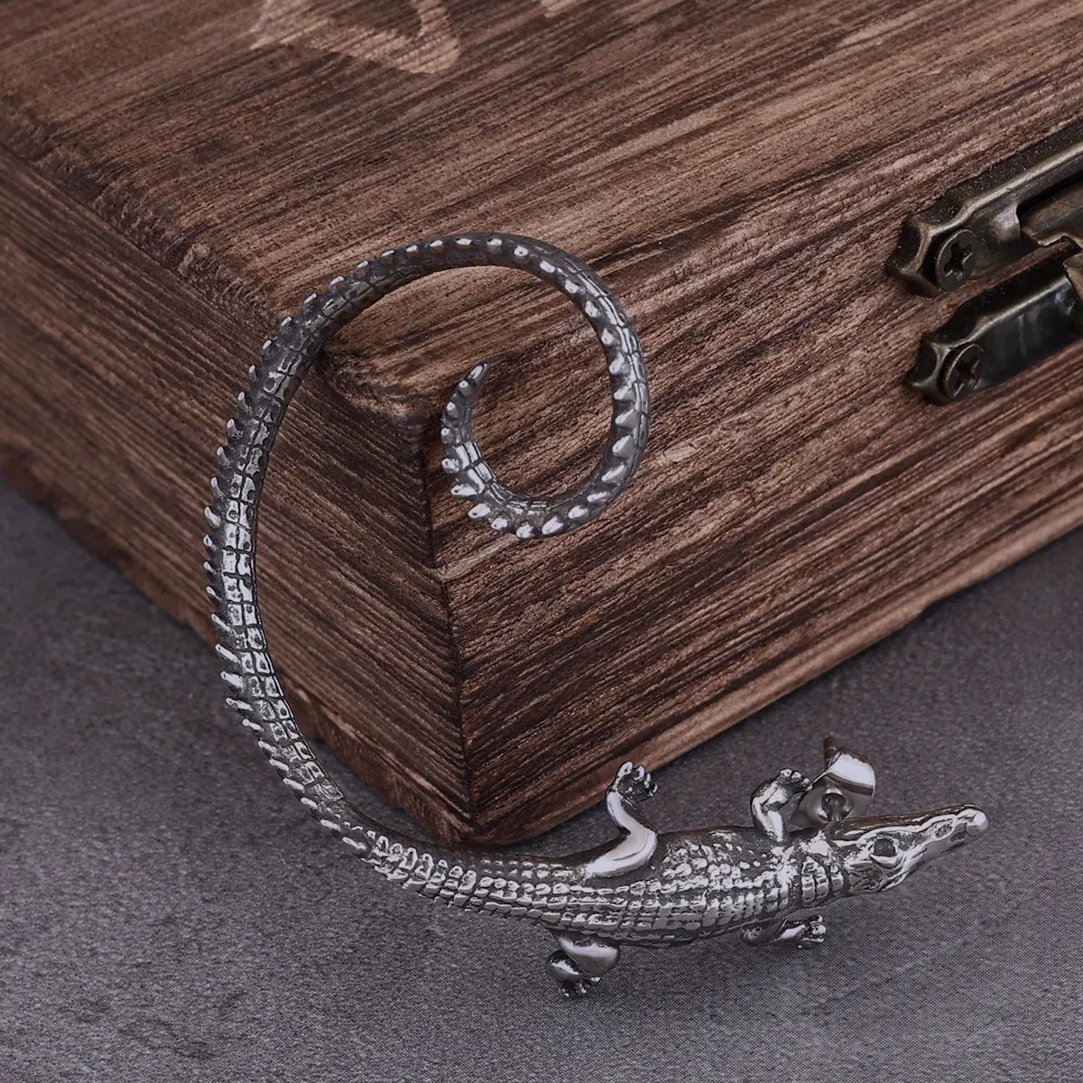 Stainless Steel Long Tailed Crocodile Clip Earring Fashion Creative Female Elf Ear Non-piercing Cuff Earring Wedding Party Gift