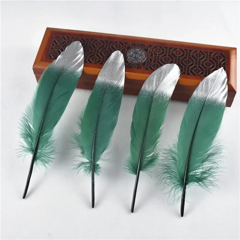 10 Stück/Set, goldfarben beschichtete, natürliche Gänsefedern für Bastelarbeiten, Hüte, Verzierungen, Federn, Dekoration, DIY-Hochzeitsdekoration. – Detail 3