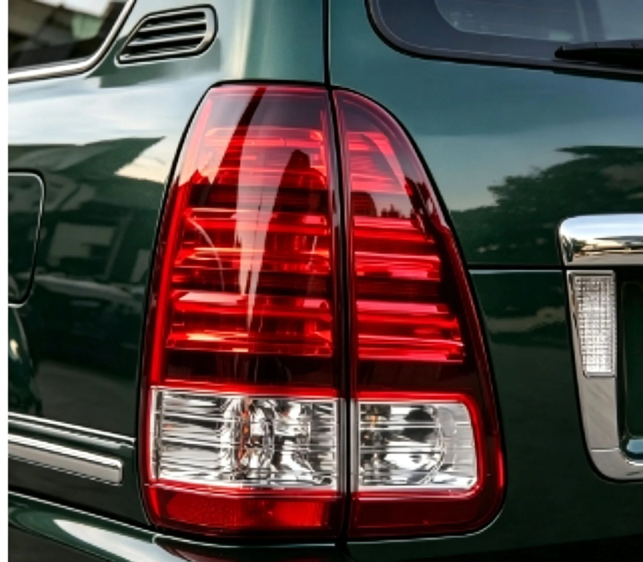 For Lexus LX470 2003 2004 2005 2006 2007 Rear Tail Light Assembly, Brake Light, Reverse Light, Left & Right Tail Light & Warning