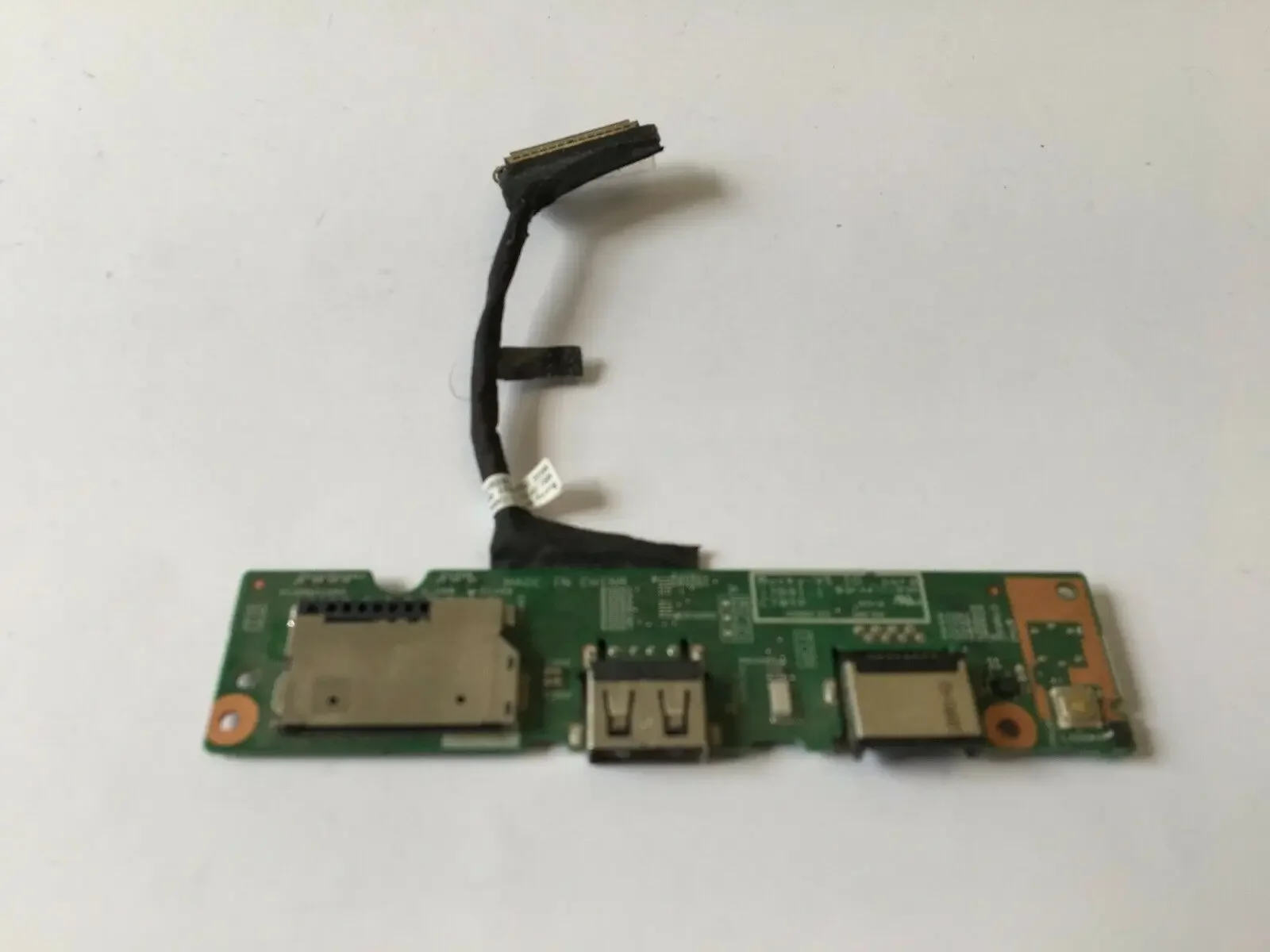 

ДЛЯ Dell OEM Vostro 5481 USB SD Card Reader Etherner IO Board 0DT1MH DT1MH