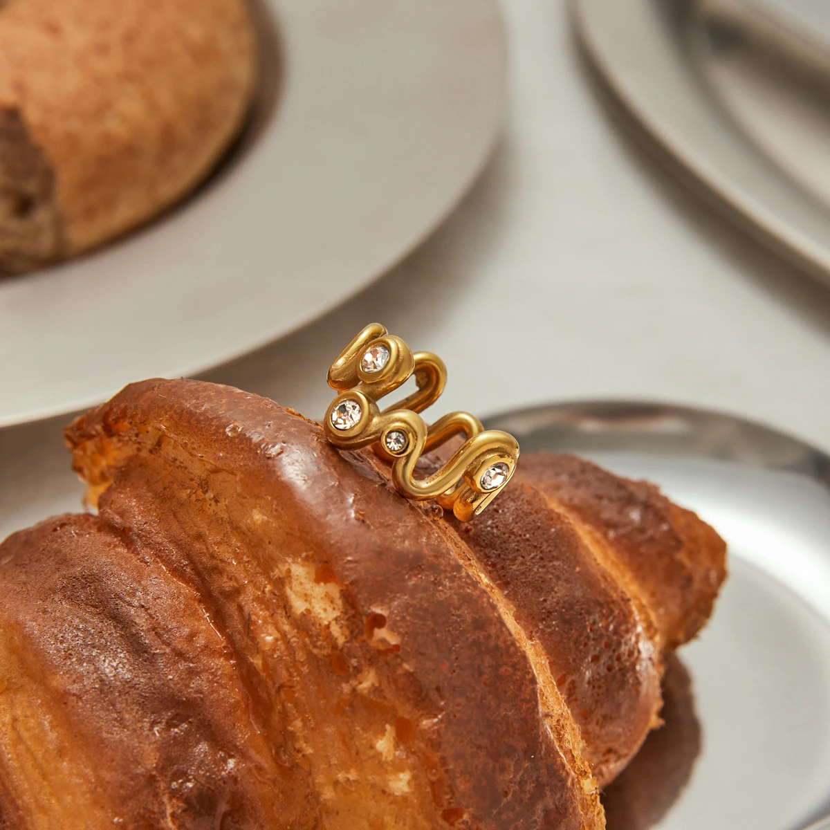 AIKOER Minimalist 18K Gold Color Plated Stainless Steel White Zircon Wave Irregular Ring Women's Jewelry Party Gift