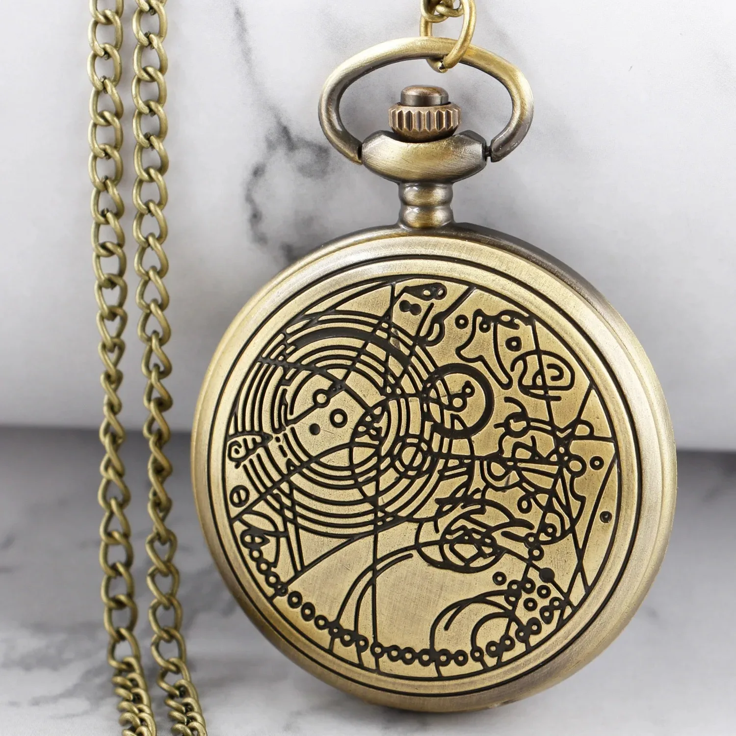 ساعة الجيب العتيقة الأرقام الرومانية فوب ساعة Steampunk الرجال قلادة فيلم بطل تأثيري ساعة قلادة أفضل هدية للرجل المرأة