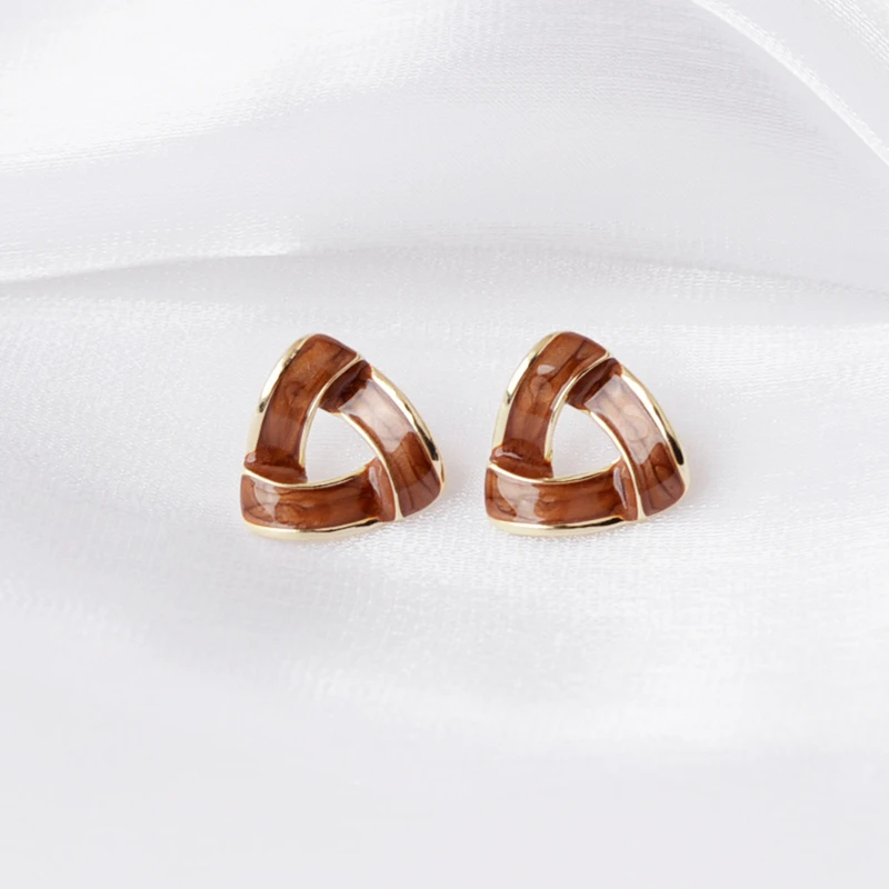 Korean Triangle Twist Stud Earrings Unique Coffee Brown Color Enamel Geometric Earrings Personality Women Jewelry Wholesale Gift