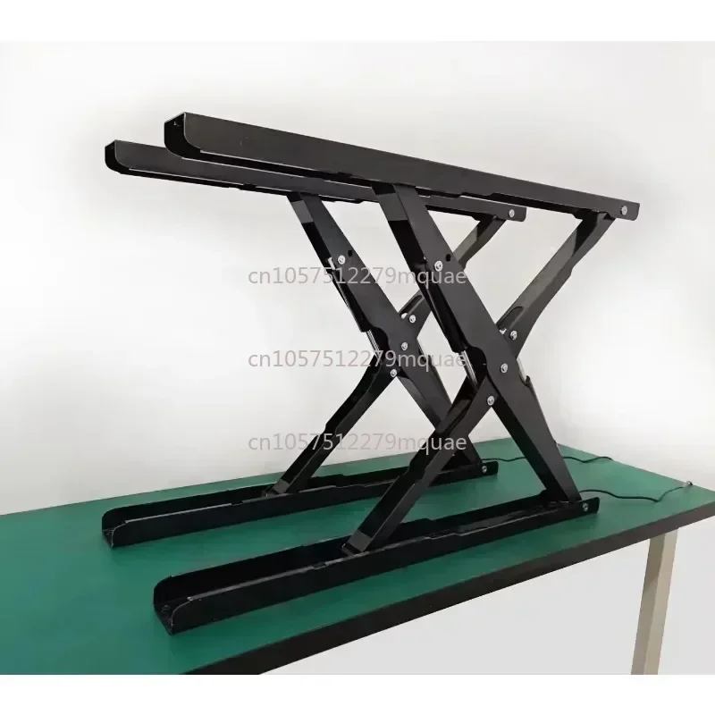 

Electric Roof Lift System P04 is designed for caravans and truck camper