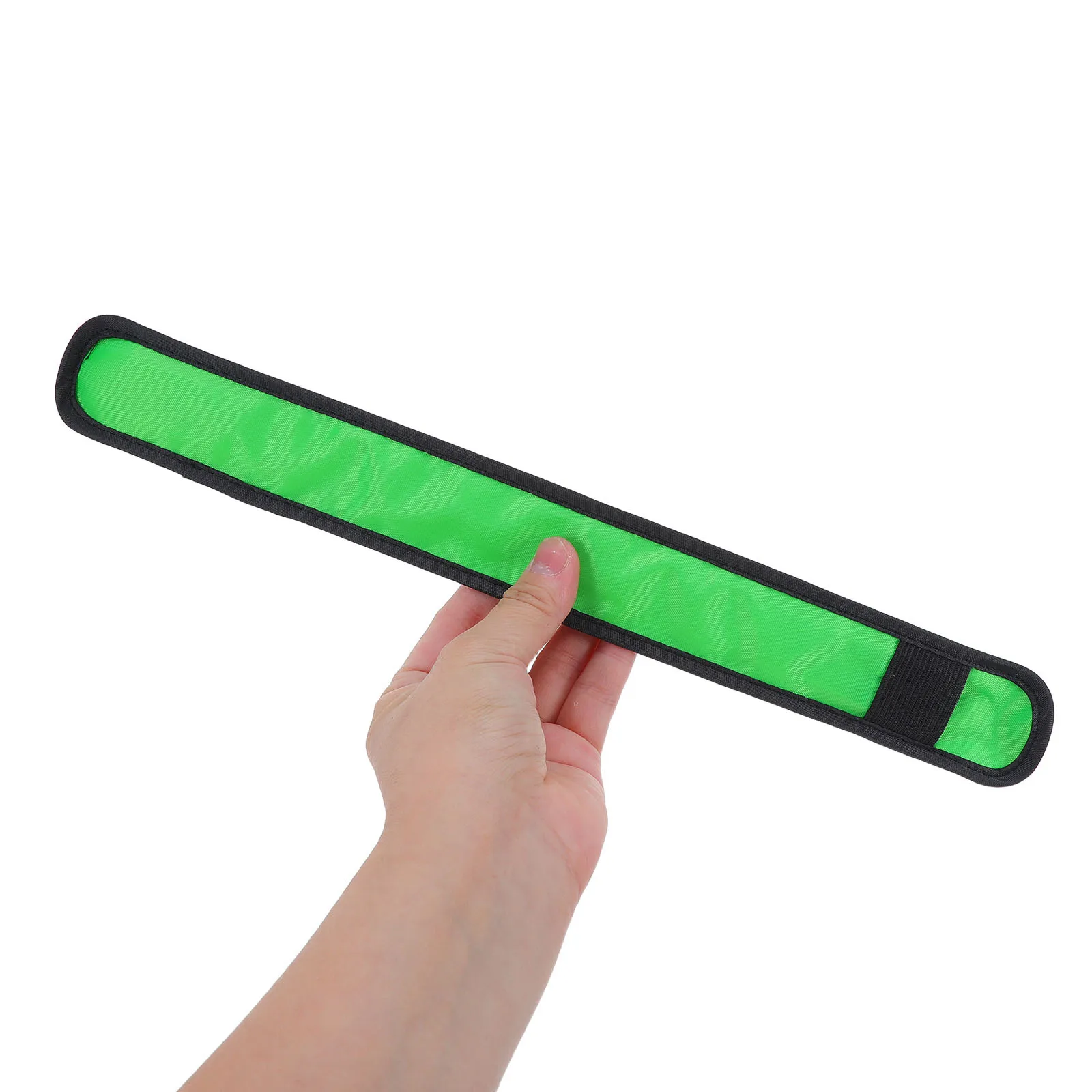 

4 шт. светящиеся обертывания для ног лошади, светодиодные ленты для ночной езды, надежное крепление, легкое вкл. скл., моющаяся ткань для верховой езды