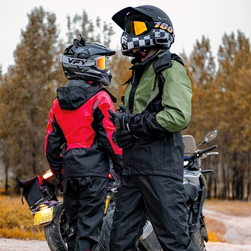Рисунок 5 - Мотоциклетные плащи