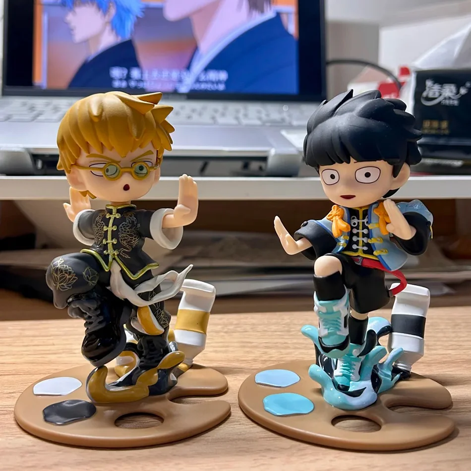 En Stock Original Mob Psycho 100 figuras de Anime Gk Reigen Arataka Q edición Kawaii modelo muñeca adornos de escritorio juguete coleccionable