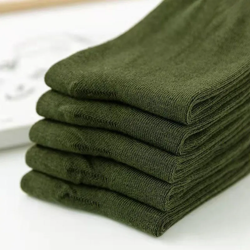 5 paia primavera e autunno uomo calzini a tubo medio di alta qualità Camouflage verde militare comodi calzini di cotone addensato militare caldo