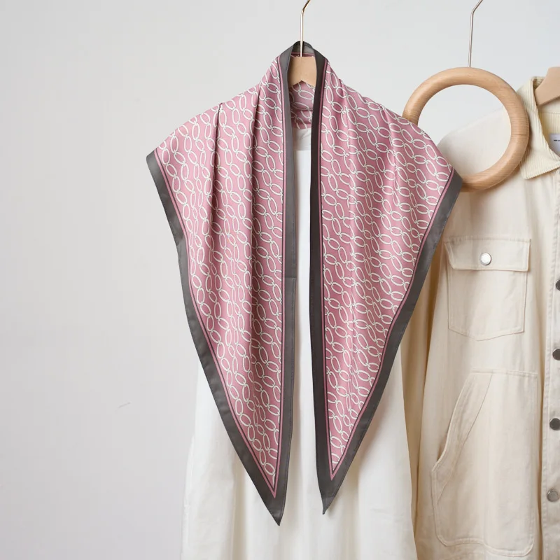 New Light Luxury Simple Printed Triangular Scarf Fashionable Wear Belt Waist Seal Women's Imitation Silk Triangular Silk Scarf