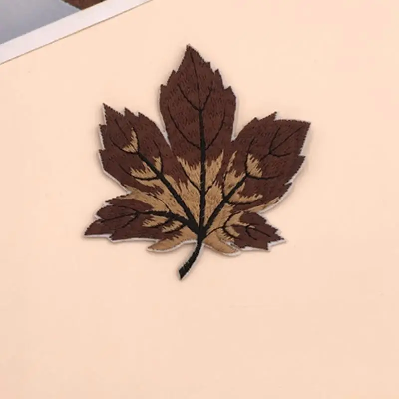 31BF 9Pcs Multicolor Maple Sew/Iron On Appliques Embroidery Patches DIY Badge