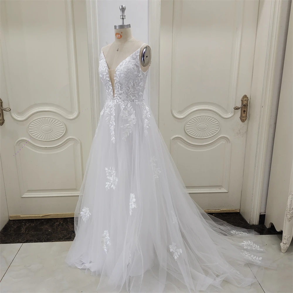 

ZJ6040 V Neckline Spaghetti Straps Wedding Dress Sequined Pleating Bridal Gown With Train A-line Dress