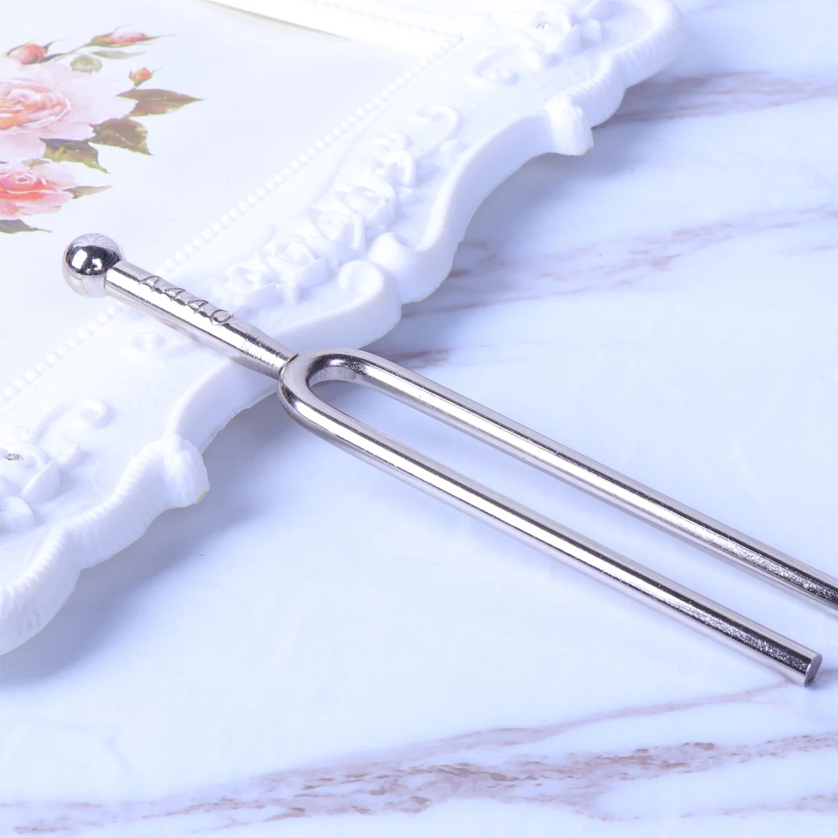 

A440Hz Tuning Fork With Handle For Guitar Violin Instrument Tuning Durable Case Included 440 Hz A Tone Tuner Musical Tool