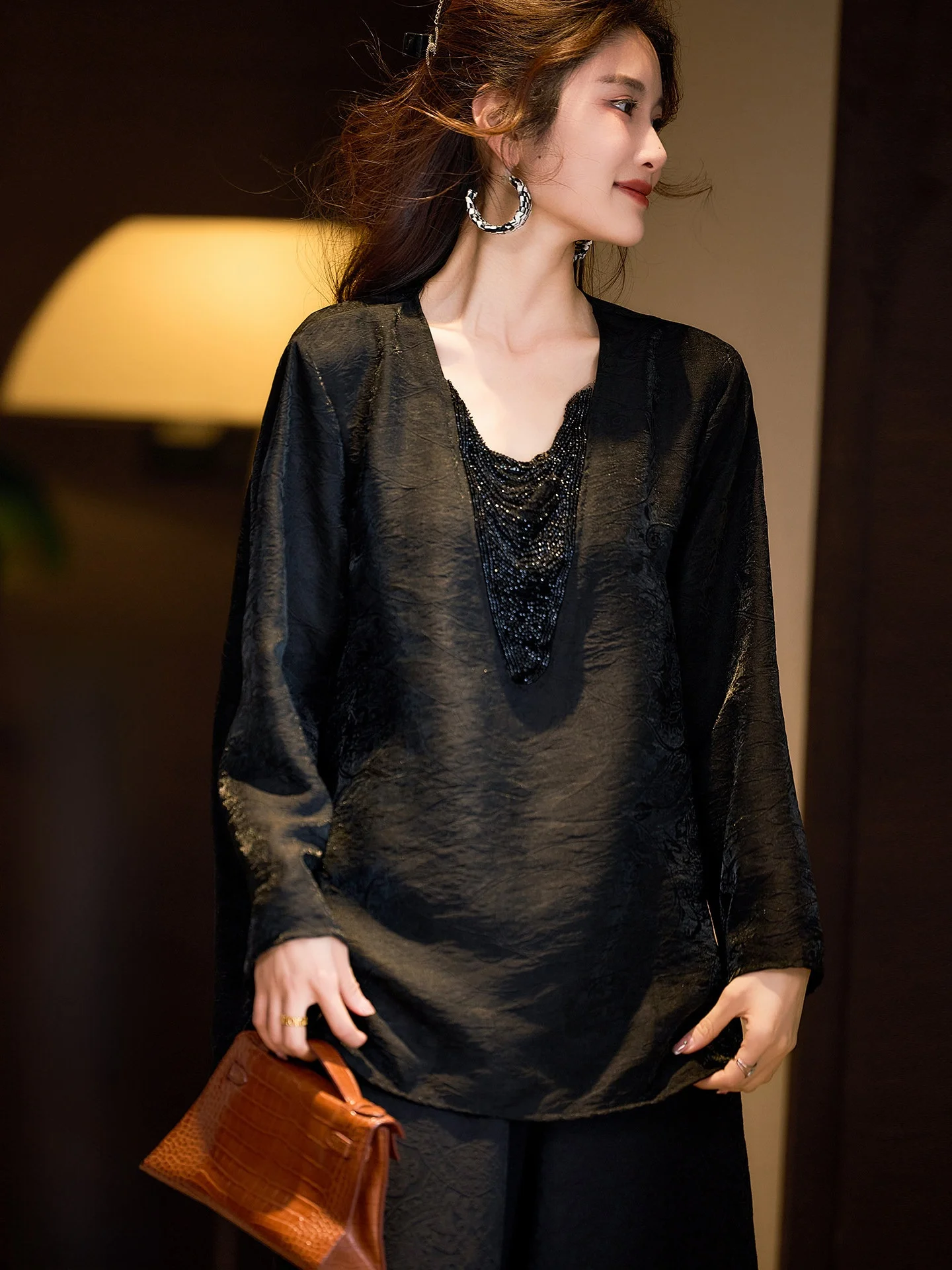 

Elegant Black V-neck Embroidered Bead Chain Shirt Women's Spring New Style 2026 Large Size Chinese Style Top Quality Polyeste...