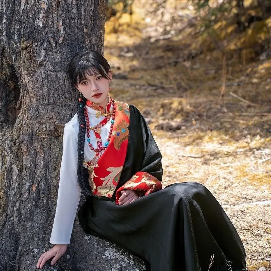 Tibetan tourism photography women's single piece Tibetan robe