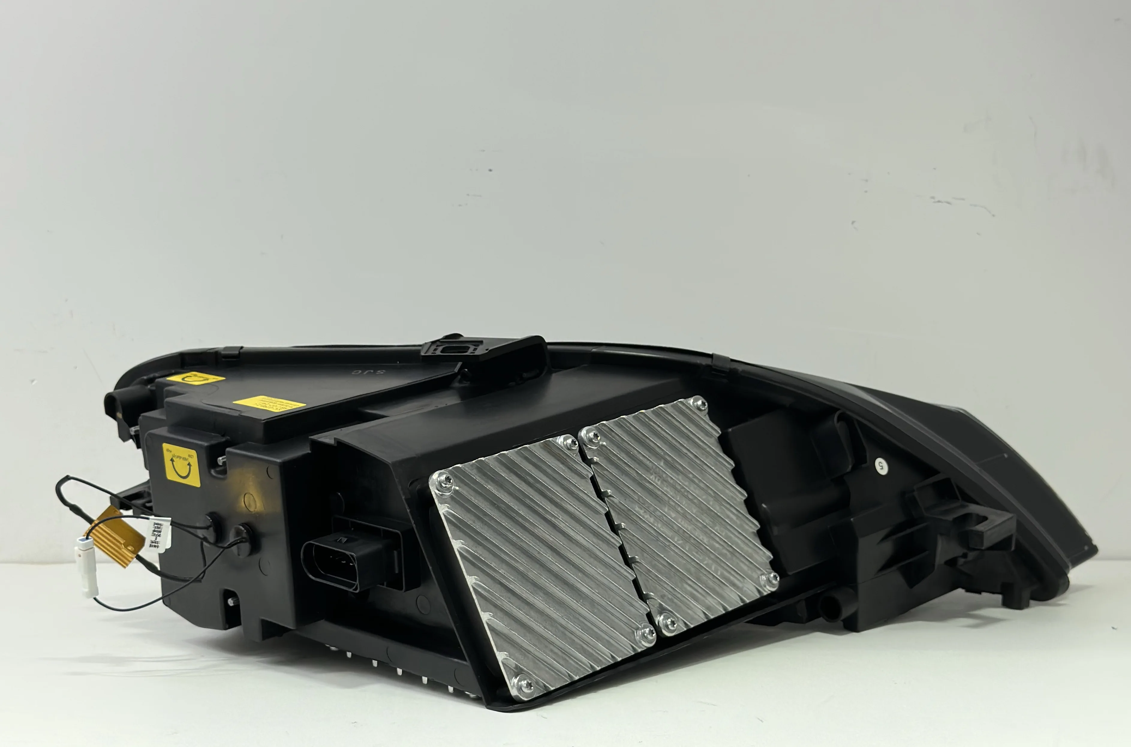 Auto Headlight For Audi R8 2007-2014 LED Headlights Bumper Plug-and-Play For Distributor Factory Price Front Position