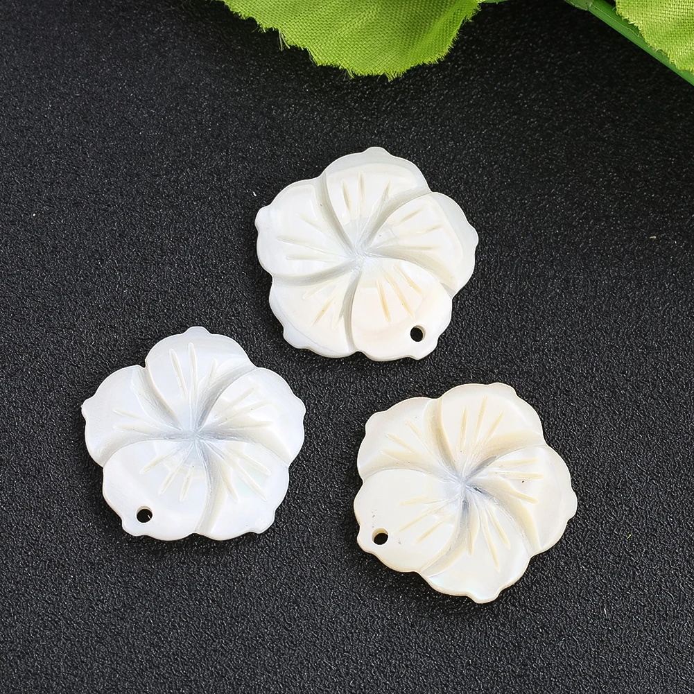 5pcs Natural White Freshwater Shell Pendant Single Hole Handmade Outdoor Wind Chime Decoration DIY Jewelry Earrings Accessories