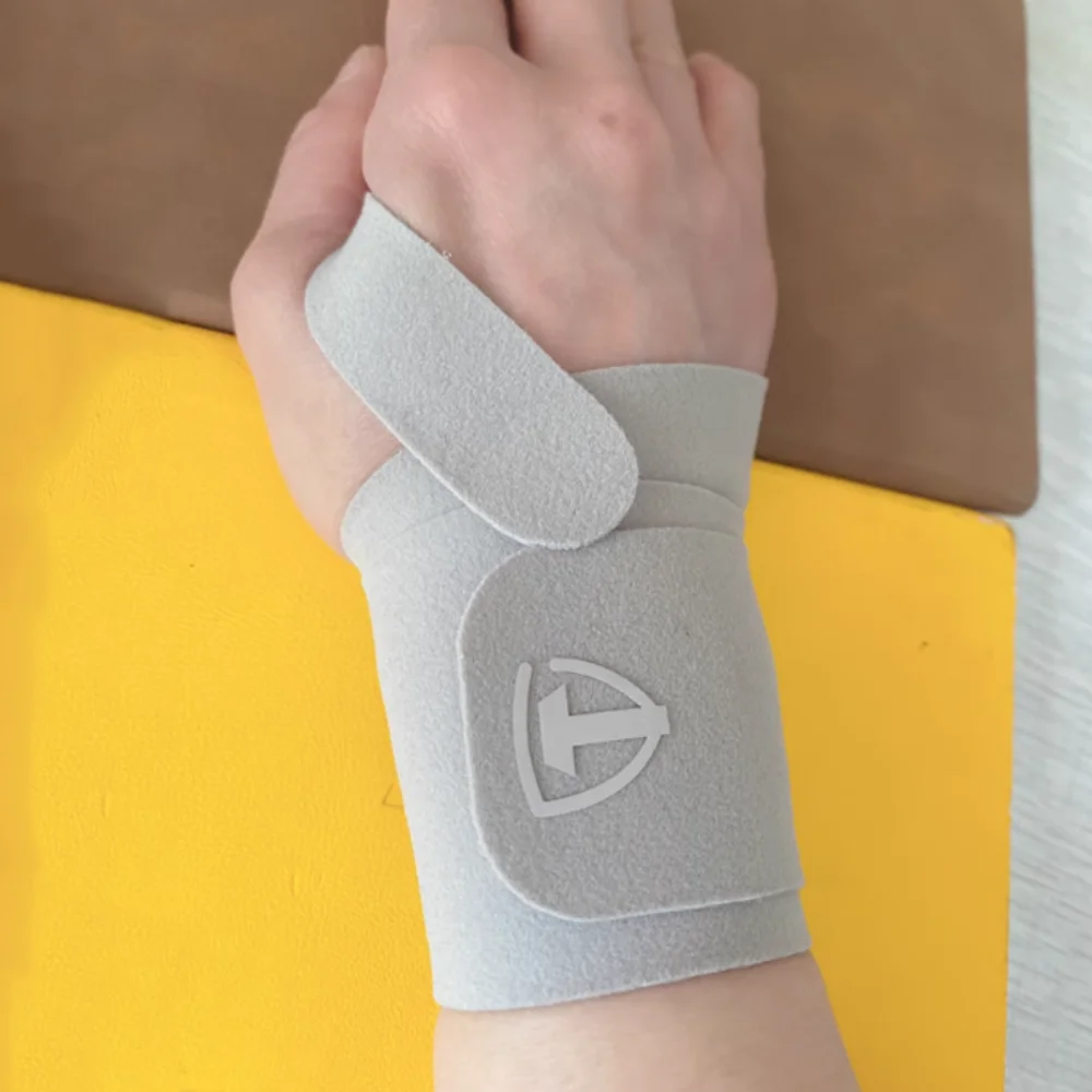 

High Elastic Badminton Wrist Guard Tendinitis Soft Thumb Wrist Support Brace Portable Lightweight Wrist Protectors Band Home