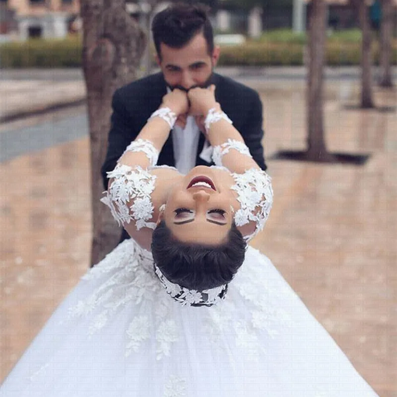 Vestidos de novia de línea A con apliques de encaje de cuello transparente, talla grande, Dubai, Oriente Medio, Arabia Saudita, 2022