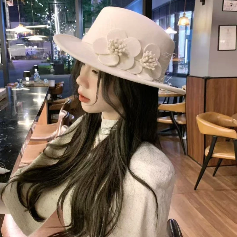 Elegant Woolen Flower Flat Top Hat Exquisite Fashionable High Status Large Brimmed Hat Women Suitable Wedding Banquet Occasions