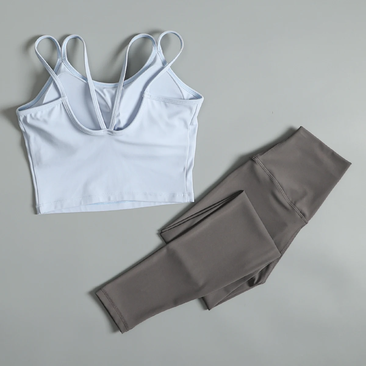 夏のジムトレーニングの女性のためのプレミアムセンススポーツスーツ速乾性ベストパンツ2025新しい朝ランニング速乾性スーツ
