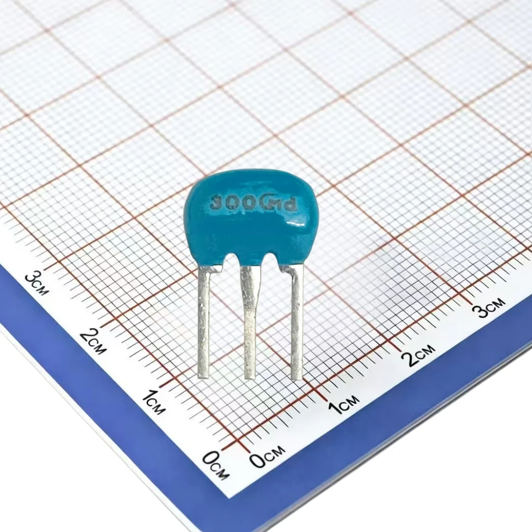 50pcs/ 3M Imported Ceramic Crystal Oscillator CSC300 300 3MHz 3.00MHz Ceramic Resonator Through-holin Dark Blue