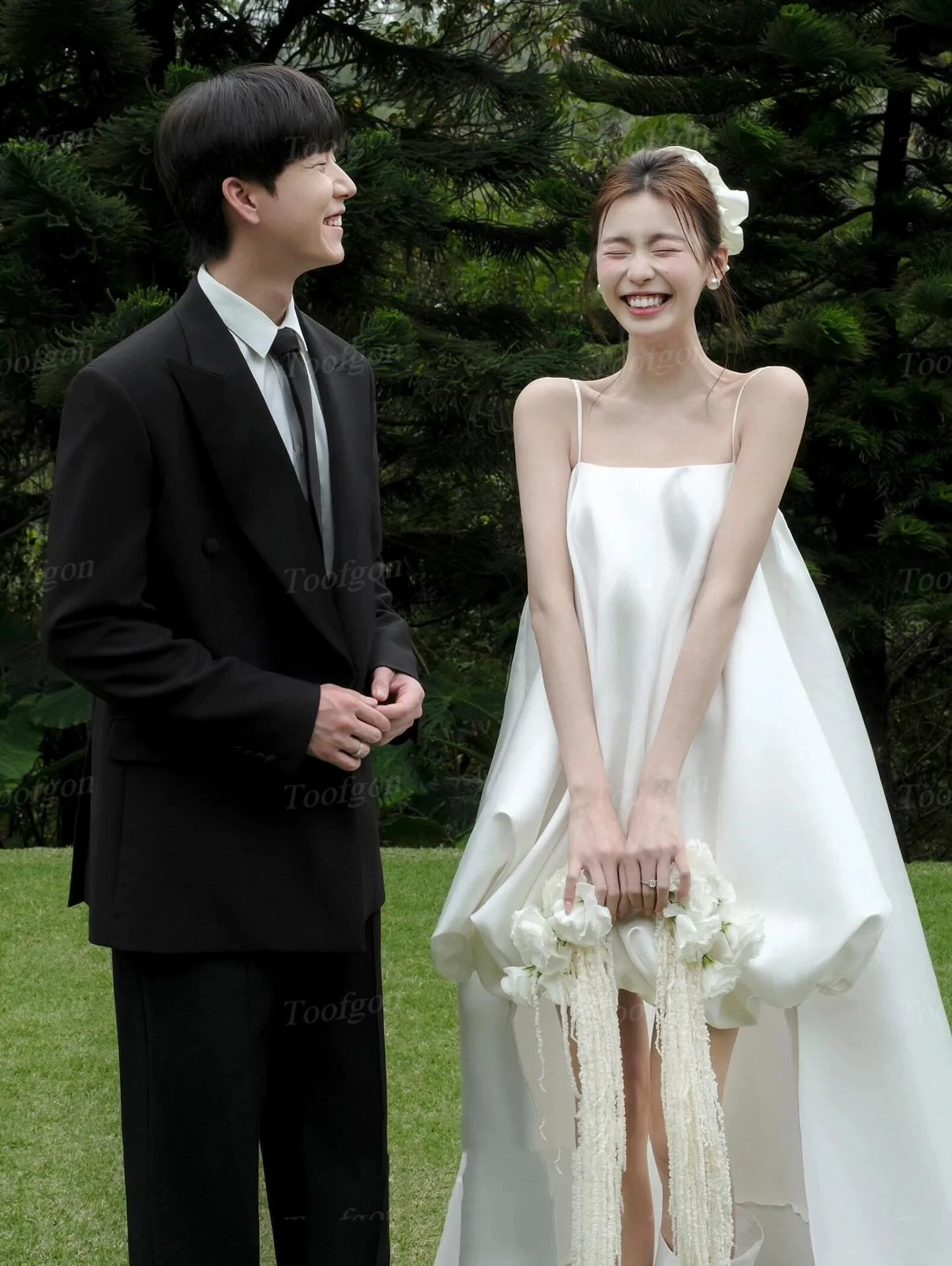 Toofgon Abiti da sposa personalizzati corti davanti lunghi dietro Sposa senza spalline Corea Abiti da sposa per fotografia di matrimonio formale da donna