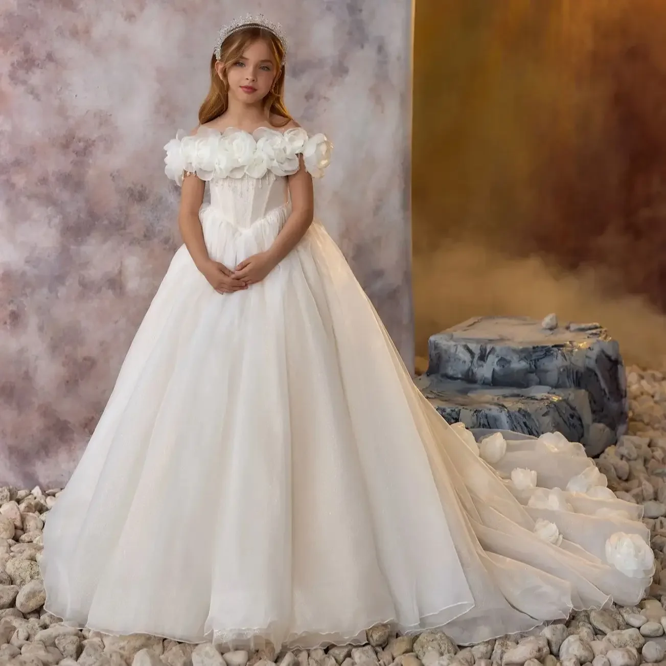 

Girls Princess Dress Off Shoulder Floral Embellished Tulle Ball Gown With Train Formal Party Pageant Costume