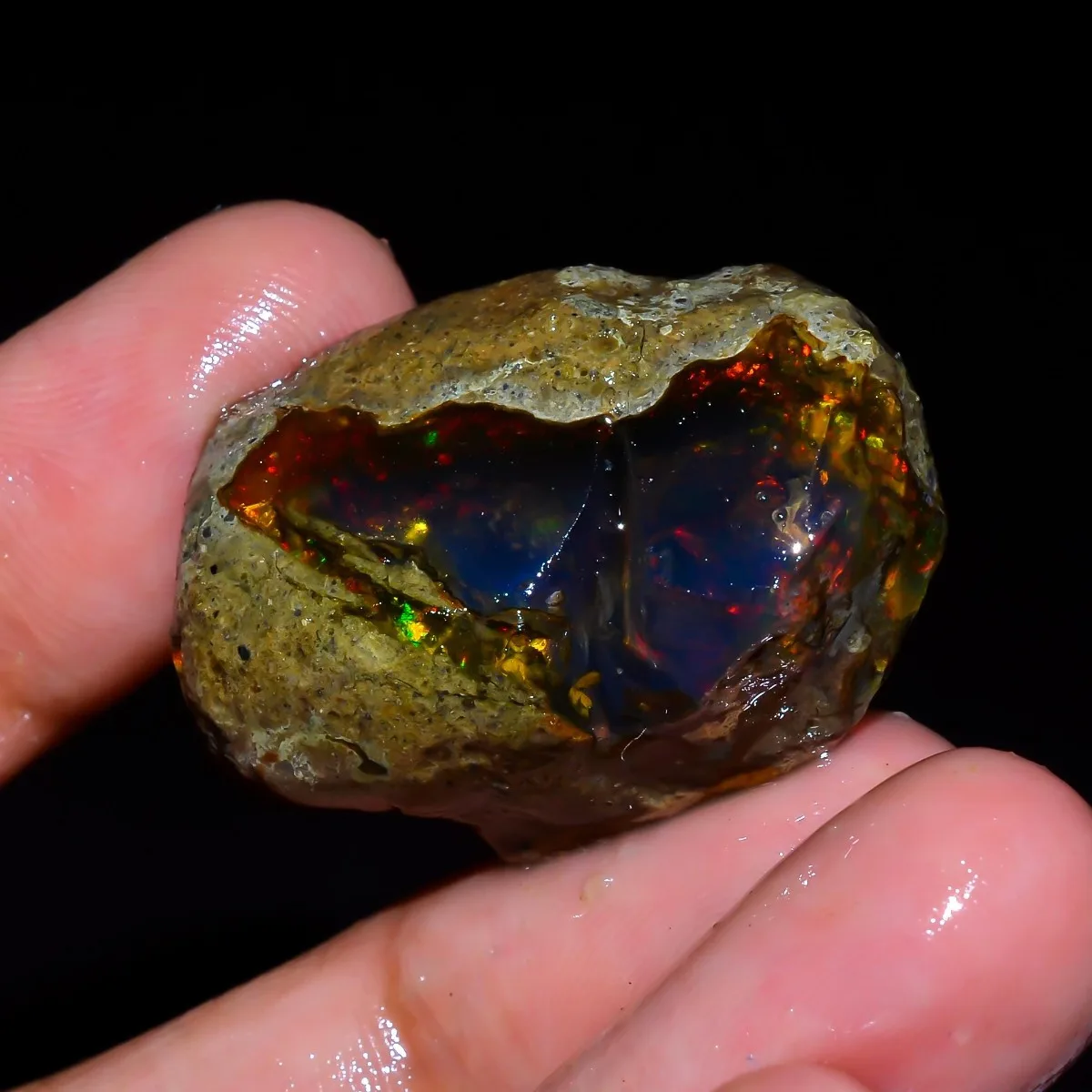 Ethiopian Welo Opal 25-80CT Natural Rough Raw Fire Gemstone Rainbow Flash Loose Stone Randomly Selected One
