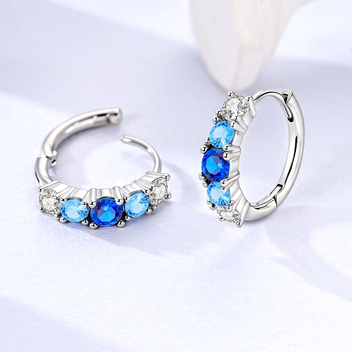 

925 Silver Hoop Earring Blue Zircon Round Earring For Woman Fit Party Date Birthday Fine Jewelry
