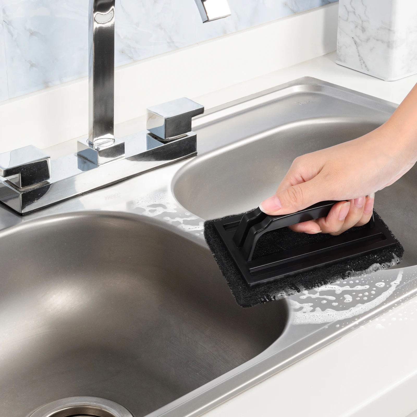 

4pcs BBQ Cleaning Brush for Grilled Rack Oil Stain Kitchen Supplies Dishes Scrubber Practical Sponge Tool Washing